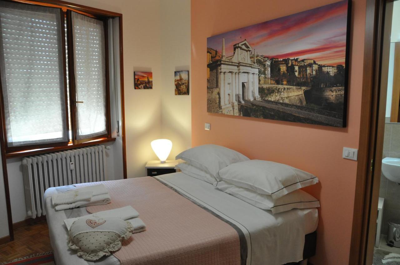 Citywalls Guest House 베르가모 외부 사진