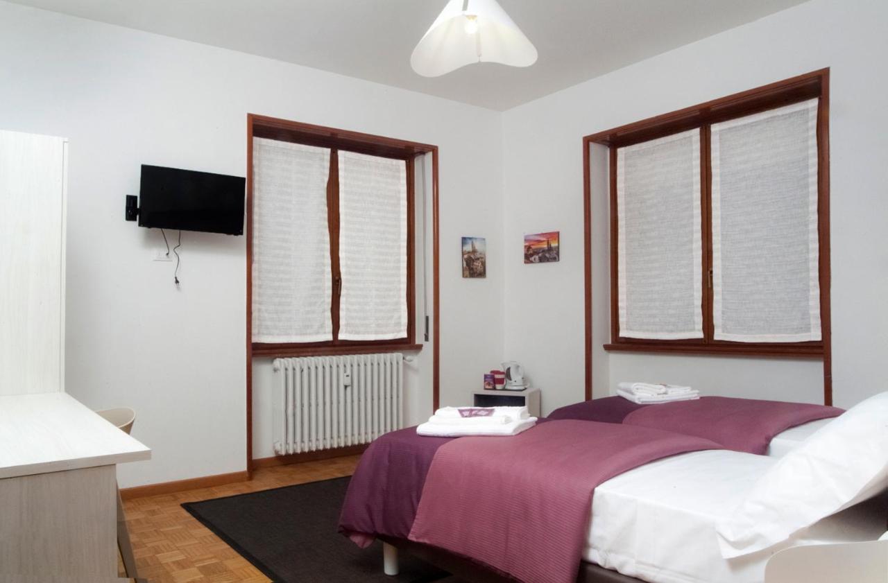 Citywalls Guest House 베르가모 외부 사진