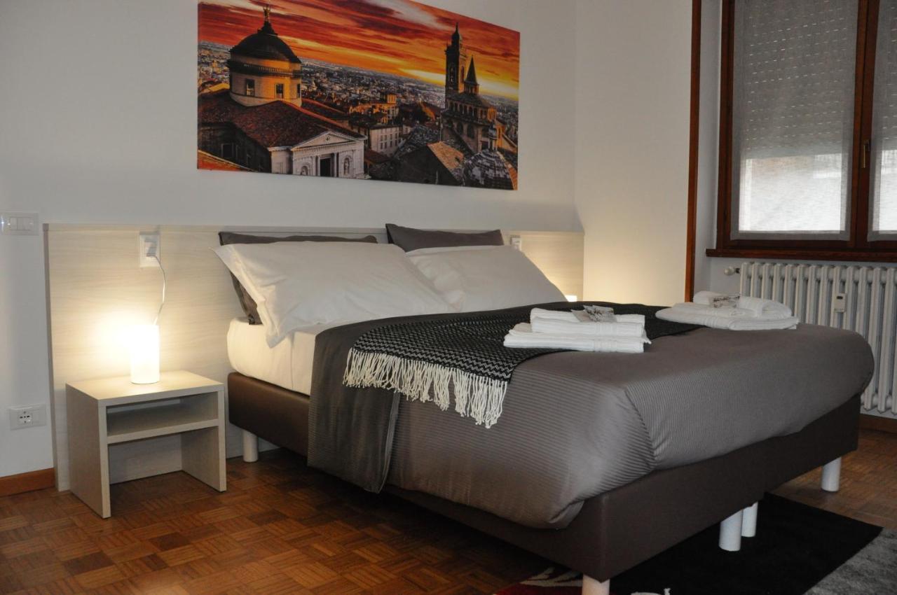 Citywalls Guest House 베르가모 외부 사진