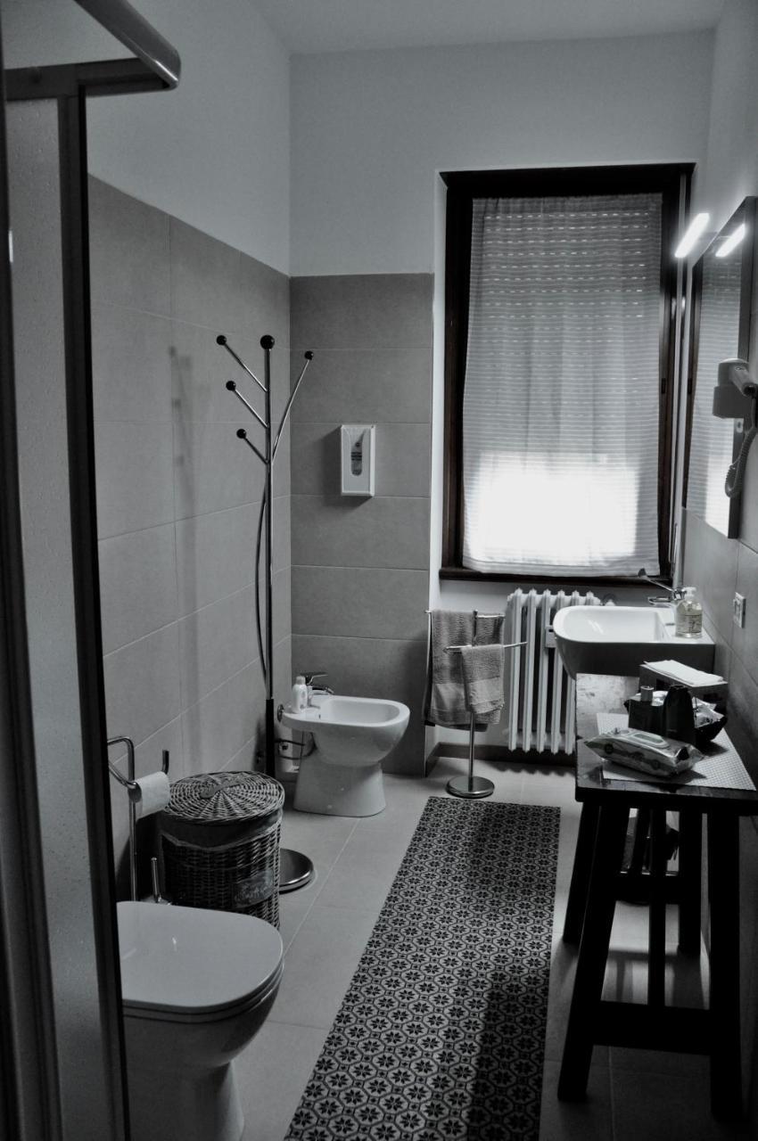 Citywalls Guest House 베르가모 외부 사진
