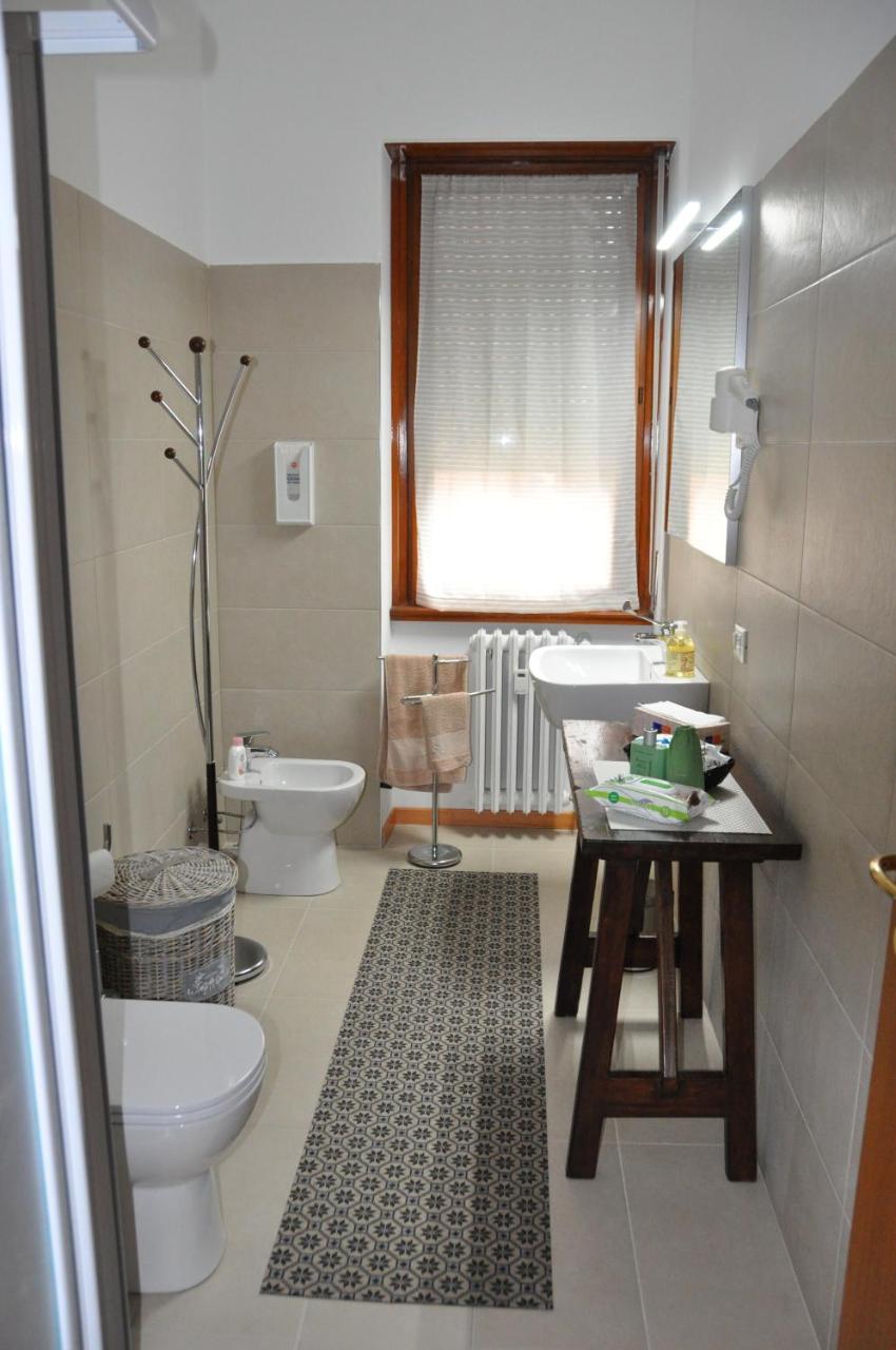 Citywalls Guest House 베르가모 외부 사진
