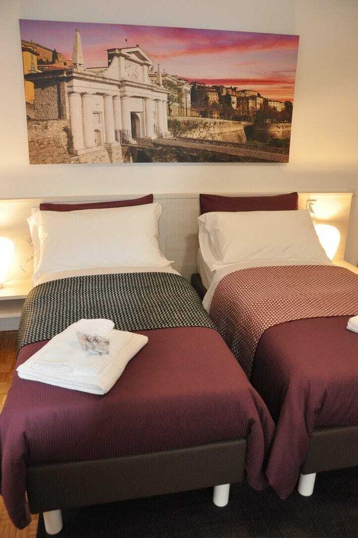 Citywalls Guest House 베르가모 외부 사진